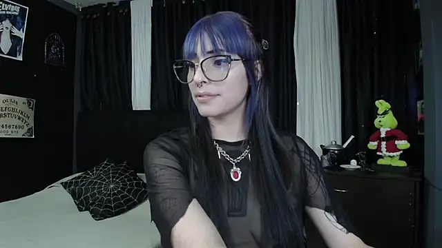 Snapshot of Goddess_Mortem chatting on 12/24/24, 01:49 Goddess Mortem online show from 12/24/24, 01:49