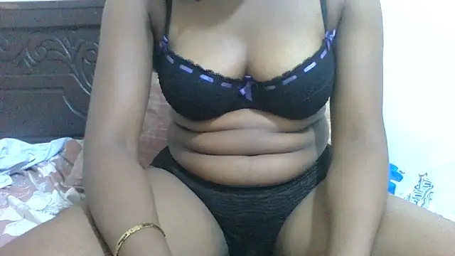 Honeyme24 online show from 07/06/26, 03:14