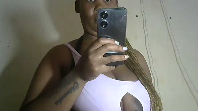 Snapshot of NippleMilkXx chatting on 02/27/25, 07:44 NippleMilkXx online show from 02/27/25, 07:44