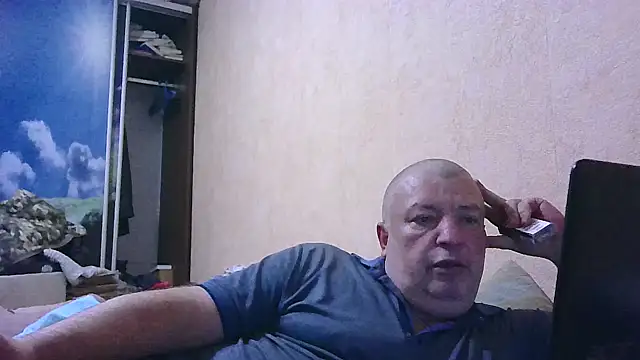 Art Ass online show from 10/14/25, 05:58