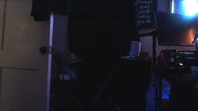 trash4cash online show from 01/16/25, 12:34