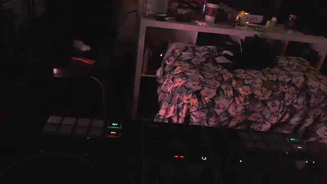 trash4cash online show from 01/31/25, 04:47