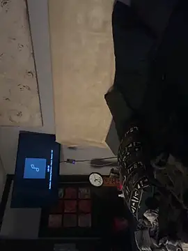 trash4cash online show from 02/25/26, 04:16