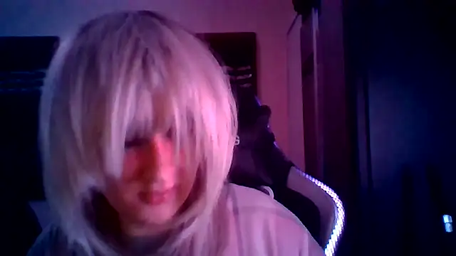 Snapshot of YandereDemon chatting on 12/29/24, 04:27 YandereDemon online show from 12/29/24, 04:27