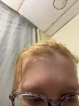 Snapshot of YandereDemon chatting on 03/06/26, 03:47 YandereDemon online show from 03/06/26, 03:47