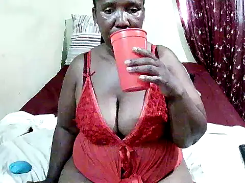 Snapshot of Pinkpussyxx chatting on 02/26/25, 12:25 Pinkpussyxx online show from 02/26/25, 12:25