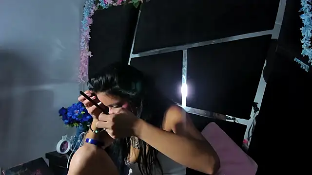 MaddyHudson online show from 01/12/26, 09:53