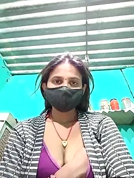 Snapshot of Baby__Shreya chatting on 02/27/25, 10:42 Baby  Shreya online show from 02/27/25, 10:42
