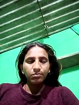 Snapshot of Baby__Shreya chatting on 10/26/25, 10:47 Baby  Shreya online show from 10/26/25, 10:47