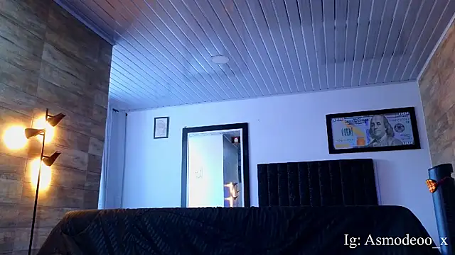 Snapshot of AsmodeoCox chatting on 10/05/25, 09:56 AsmodeoCox online show from 10/05/25, 09:56