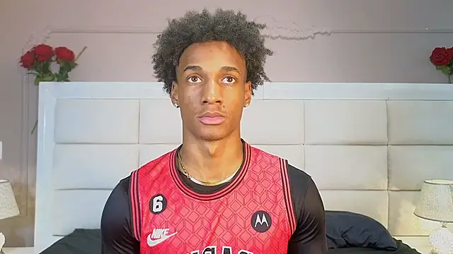 Malkongarcia online show from 12/16/25, 07:52