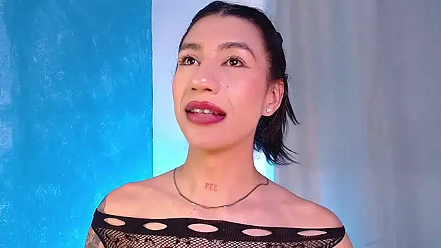 sofiaa grey  online show from 01/20/25, 04:01