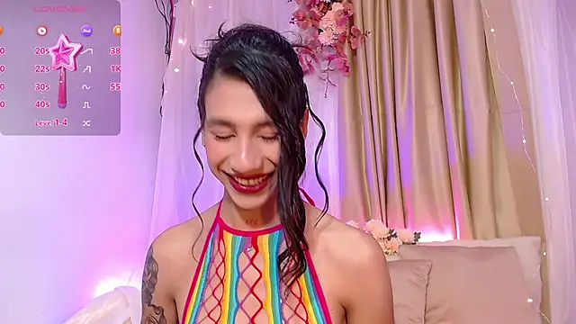 sofiaa grey  online show from 03/16/25, 12:22