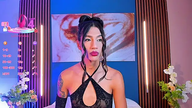 sofiaa grey  online show from 09/22/25, 04:09