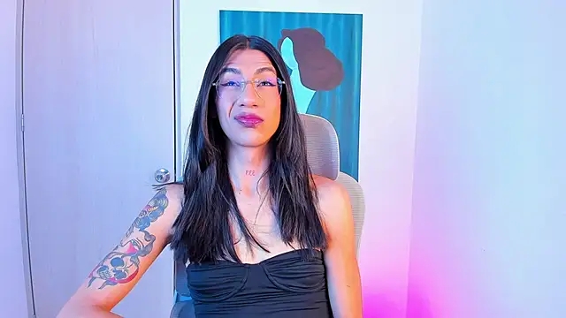 Snapshot of sofiaa_grey_ chatting on 04/24/26, 12:40 sofiaa grey online show from 04/24/26, 12:40