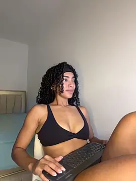 nicoleebony1 online show from 03/19/26, 08:46