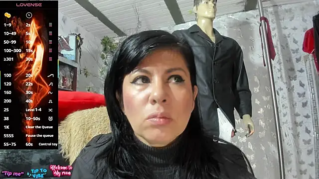 Snapshot of Erlinda-engel chatting on 02/26/26, 11:42 Erlinda-engel online show from 02/26/26, 11:42