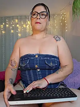 Snapshot of Juliietha_servas chatting on 06/10/26, 09:14 Juliietha servas online show from 06/10/26, 09:14