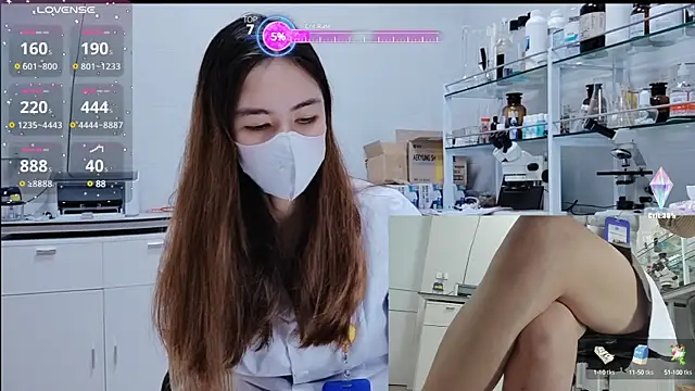 Snapshot of Kathylove_2023 chatting on 02/21/25, 08:07 Kathylove 2023 online show from 02/21/25, 08:07