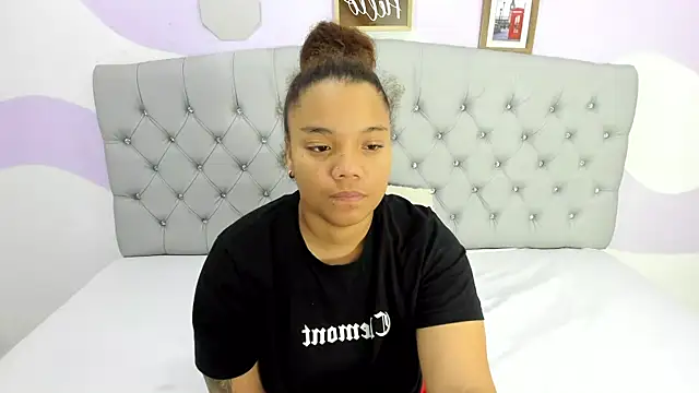 BRIYITHMENA online show from 10/21/25, 01:23