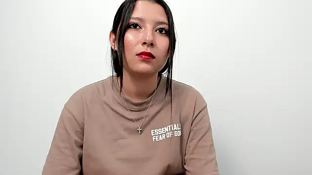 Snapshot of cami-01 chatting on 11/14/25, 08:51 cami-01 online show from 11/14/25, 08:51