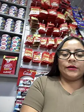 Snapshot of Sol_biglips chatting on 12/13/24, 01:26 Sol biglips online show from 12/13/24, 01:26