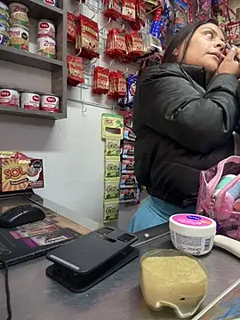 Snapshot of Sol_biglips chatting on 01/02/25, 03:19 Sol biglips online show from 01/02/25, 03:19