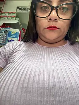 Snapshot of Sol_biglips chatting on 01/07/25, 08:10 Sol biglips online show from 01/07/25, 08:10