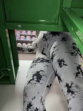 Snapshot of Sol_biglips chatting on 01/11/25, 07:16 Sol biglips online show from 01/11/25, 07:16