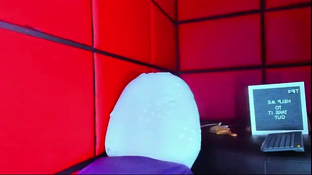 Snapshot of Haileybieberr chatting on 11/05/25, 09:26 Haileybieberr online show from 11/05/25, 09:26