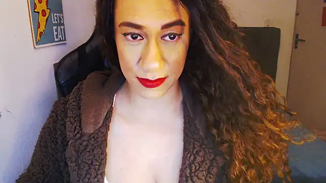 Snapshot of gauchinhaG chatting on 10/08/25, 12:47 gauchinhaG online show from 10/08/25, 12:47