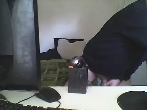 oopsxx online show from 02/17/25, 02:37