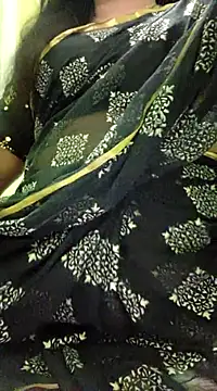 Snapshot of NEHA-DESHI chatting on 03/10/25, 07:18 NEHA-DESHI online show from 03/10/25, 07:18