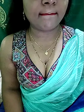 Snapshot of NEHA-DESHI chatting on 09/08/25, 07:24 NEHA-DESHI online show from 09/08/25, 07:24