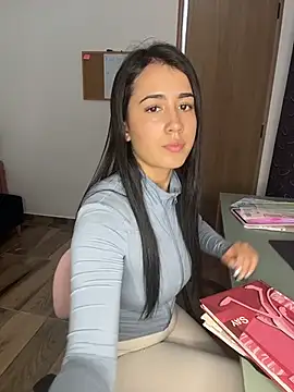 AnithaFigueroa1 online show from 01/16/26, 08:13