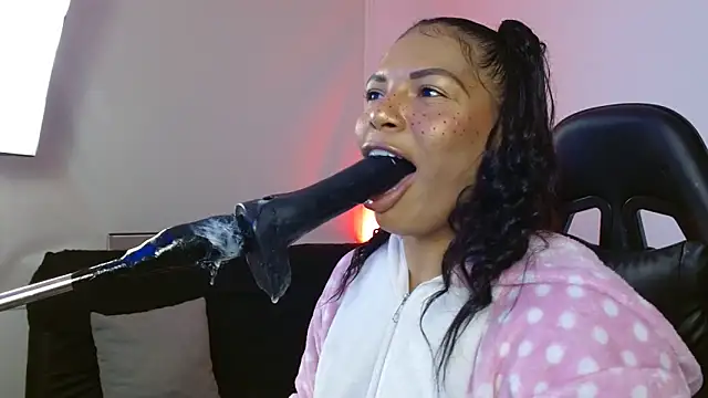 Anabel693 online show from 03/19/25, 11:39