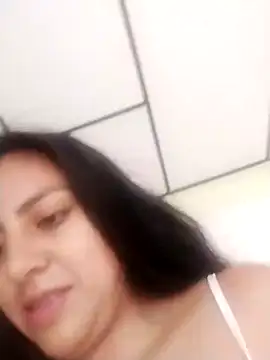 Snapshot of Valeer_abby chatting on 12/25/24, 11:54 Valeer abby online show from 12/25/24, 11:54