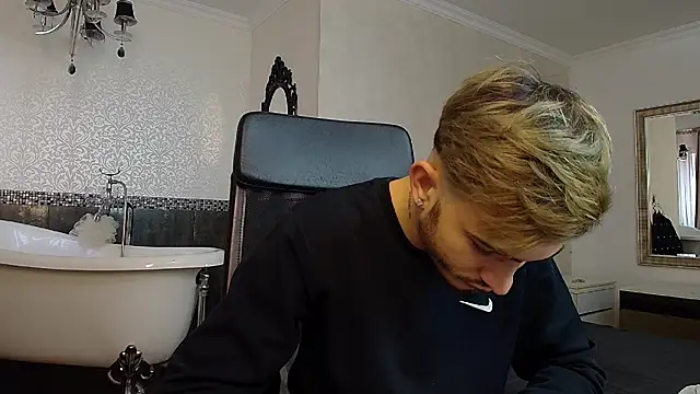 BrandonTate online show from 11/12/25, 09:42