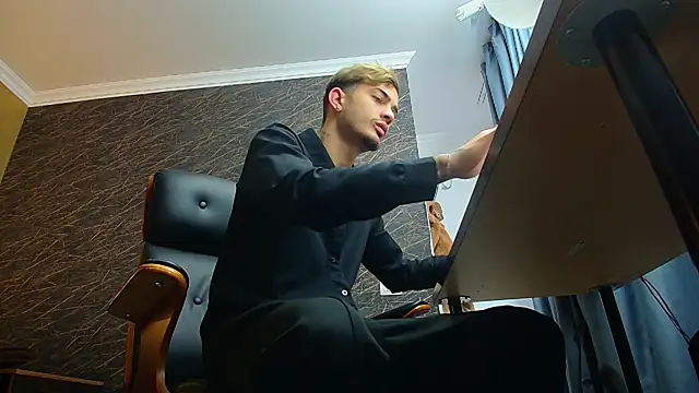 BrandonTate online show from 12/02/25, 11:48