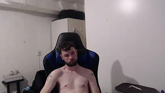 Snapshot of Talenjames4 chatting on 11/08/25, 07:56 Talenjames4 online show from 11/08/25, 07:56