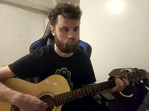 Snapshot of Talenjames4 chatting on 12/14/25, 12:49 Talenjames4 online show from 12/14/25, 12:49