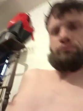 Snapshot of Talenjames4 chatting on 12/15/25, 05:06 Talenjames4 online show from 12/15/25, 05:06