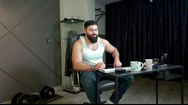 Snapshot of mattmasterss chatting on 12/22/24, 04:50 mattmasterss online show from 12/22/24, 04:50