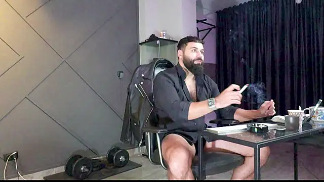 Snapshot of mattmasterss chatting on 12/30/24, 12:54 mattmasterss online show from 12/30/24, 12:54