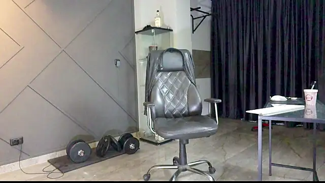 Snapshot of mattmasterss chatting on 01/04/25, 11:17 mattmasterss online show from 01/04/25, 11:17