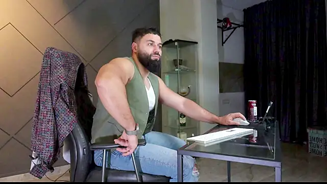 Snapshot of mattmasterss chatting on 01/17/25, 02:08 mattmasterss online show from 01/17/25, 02:08