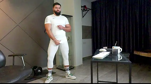 Snapshot of mattmasterss chatting on 01/18/25, 04:26 mattmasterss online show from 01/18/25, 04:26