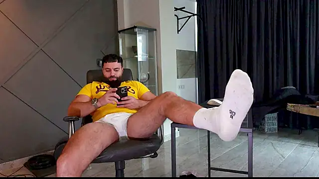 Snapshot of mattmasterss chatting on 01/20/25, 10:40 mattmasterss online show from 01/20/25, 10:40