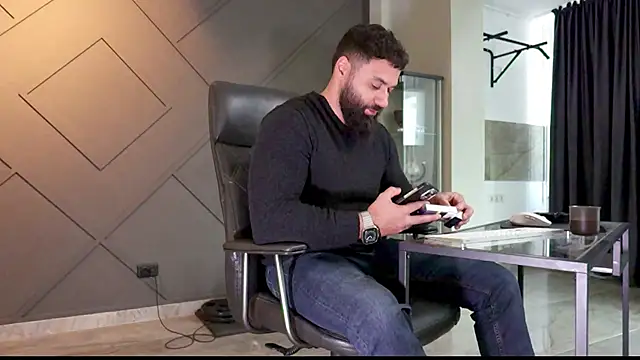 Snapshot of mattmasterss chatting on 02/10/25, 10:53 mattmasterss online show from 02/10/25, 10:53