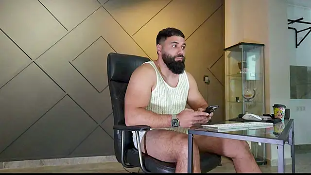 Snapshot of mattmasterss chatting on 02/16/25, 01:05 mattmasterss online show from 02/16/25, 01:05